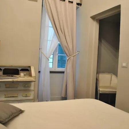 Locanda San Tomaso Affittacamere Pietra Ligure Exterior photo
